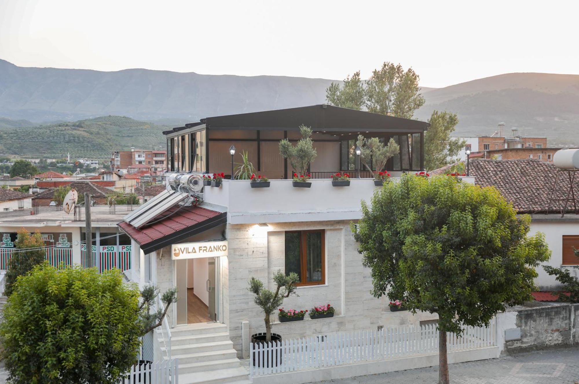 Vila Franko Berat Exterior photo